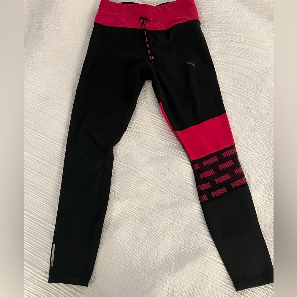 Puma cropped athletic legging with mesh panel